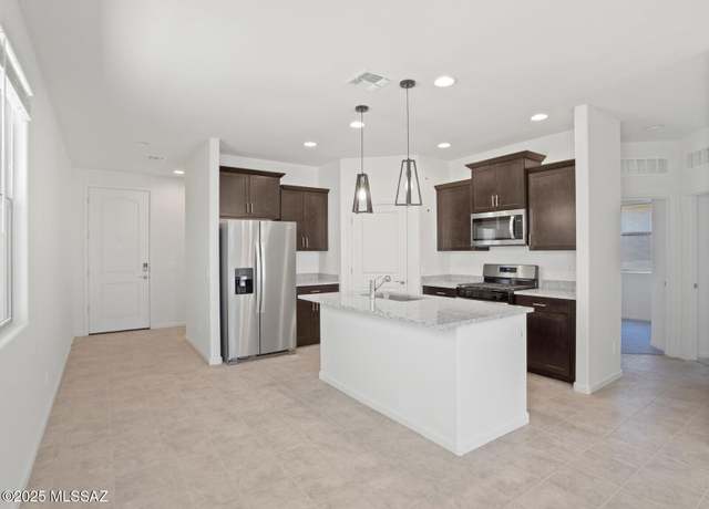 Property at 10354 E Red Slate Pl, Tucson, AZ 85748, 3 beds, 2 baths