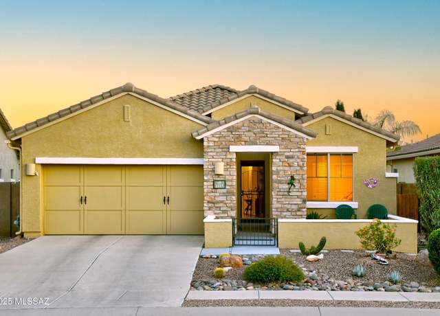 Property at 1117 W Montelupo Dr, Tucson, AZ 85755, 3 beds, 2 baths