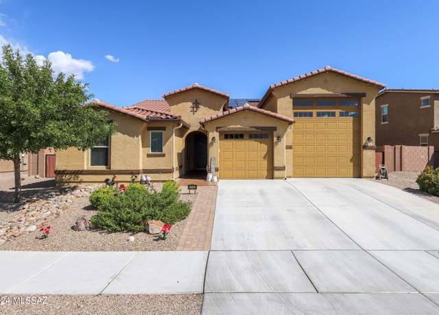 Property at 9745 S Desert Flint Dr, Tucson, AZ 85747, 3 beds, 2.5 baths