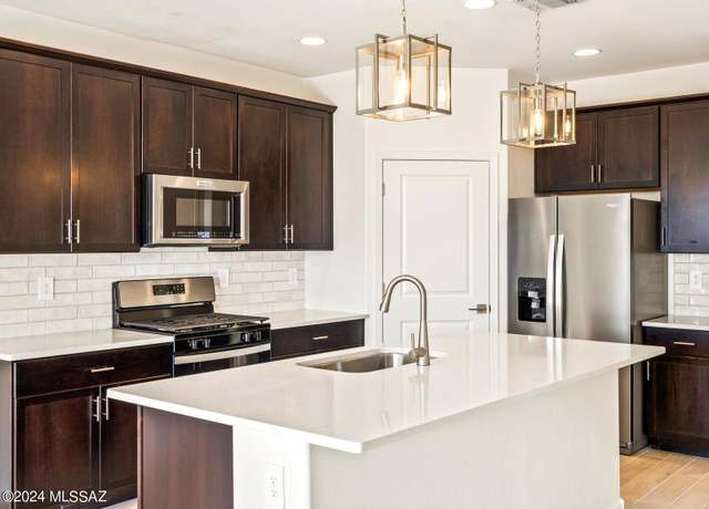 Property at 6604 E Paseo De Sambuca, Tucson, AZ 85756, 4 beds, 2.5 baths