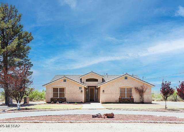 Property at 161 N Carlilse Way, Willcox, AZ 85643, 3 beds, 2 baths