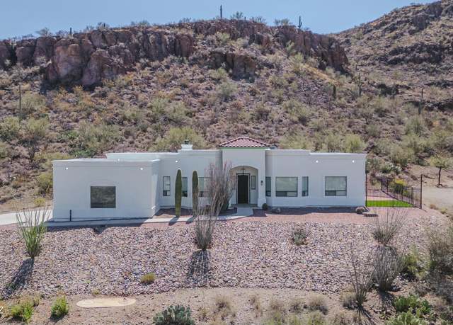 Property at 5460 S Camino De Oeste, Tucson, AZ 85746, 4 beds, 3 baths