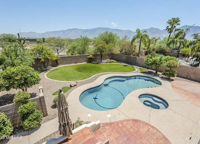 Property at 13258 N Pioneer Way, Oro Valley, AZ 85755, 5 beds, 2.5 baths
