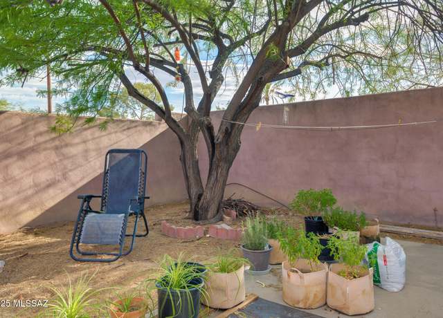 Property at 328 N Cherry Ave, Tucson, AZ 85719, 3 beds, 2 baths