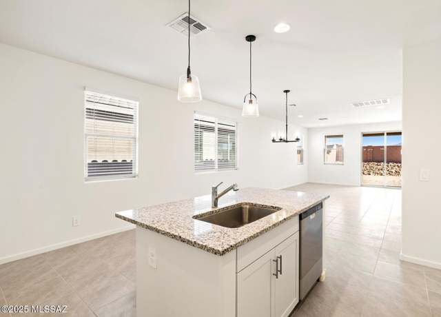 Property at 856 W Calle Las Varitas, Sahuarita, AZ 85629, 3 beds, 2 baths