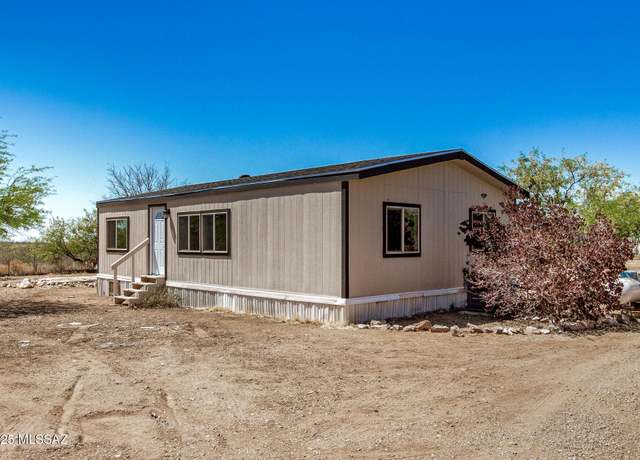 Property at 13700 E Lipps Ln, Vail, AZ 85641, 3 beds, 2 baths