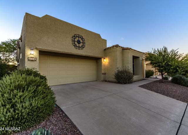 Property at 716 W Shadow Wood St, Green Valley, AZ 85614, 2 beds, 2 baths
