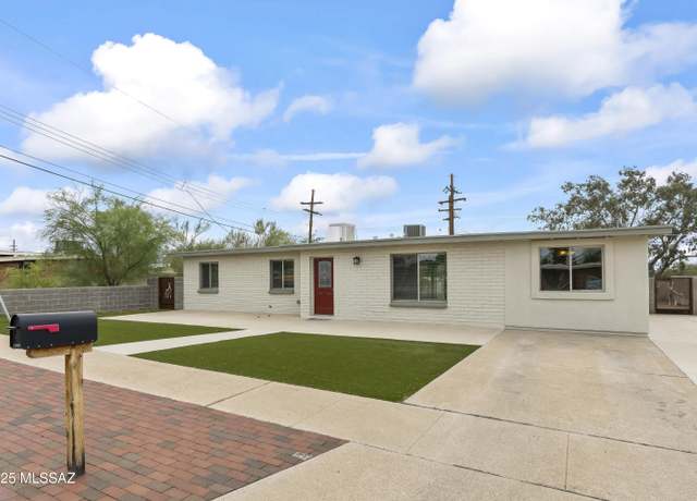 Property at 8326 E 18th St, Tucson, AZ 85710, 4 beds, 2 baths