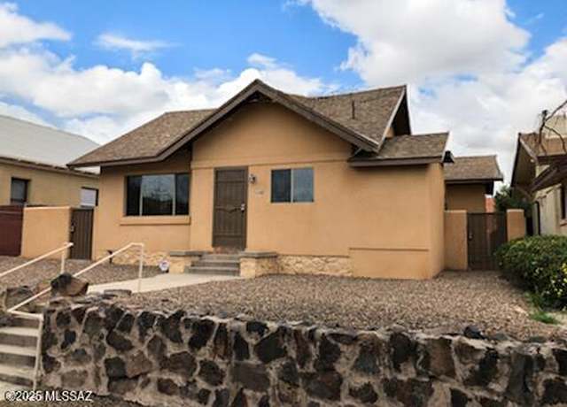 Property at 1048 E 7th St, Tucson, AZ 85719, 3 beds, 2 baths