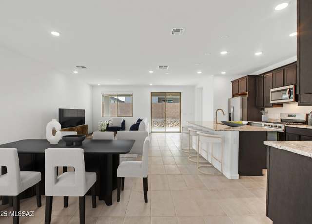 Property at 12740 E Tortoise Pointe Dr, Vail, AZ 85641, 3 beds, 2 baths