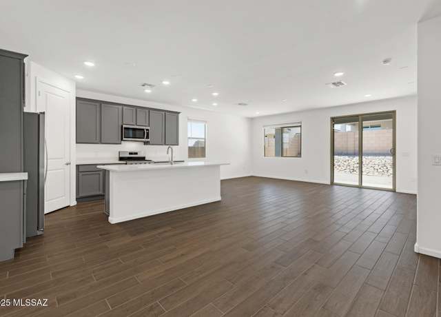 Property at 12748 E Tortoise Pointe Dr, Vail, AZ 85641, 3 beds, 2 baths