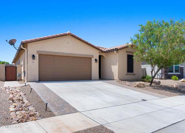 Property at 1015 W Calle Zoca, Sahuarita, AZ 85629, 3 beds, 2 baths