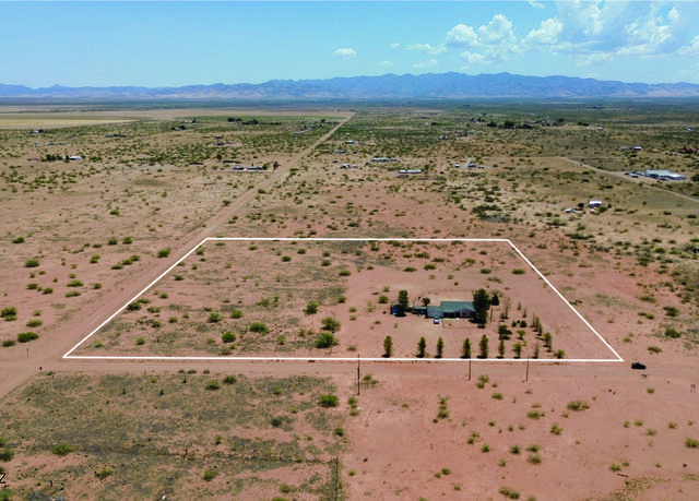 Property at 13242 S Kit Carson Rd, Pearce, AZ 85625, 3 beds, 2 baths