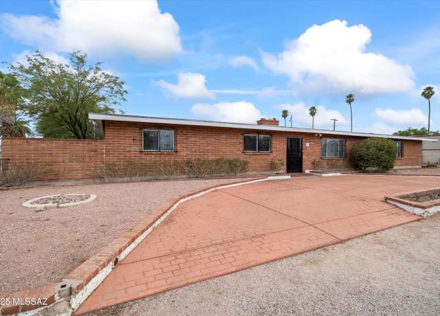 Property at 40 N Leonora Ave, Tucson, AZ 85711, 3 beds, 3 baths