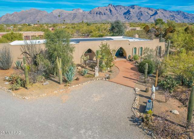 Property at 1101 E Via Soledad, Tucson, AZ 85718, 3 beds, 2.5 baths