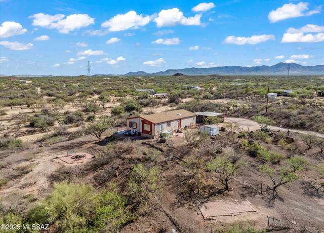 Property at 16705 S Horse Hollow Trl, Sahuarita, AZ 85629, 3 beds, 2 baths