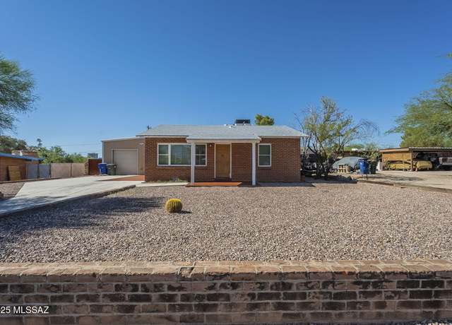 Property at 4766 E 2nd St, Tucson, AZ 85711, 2 beds, 1 bath