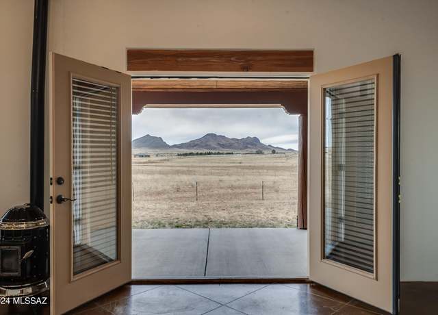 Property at 263 Lower Elgin Rd, Elgin, AZ 85611, 2 beds, 2 baths