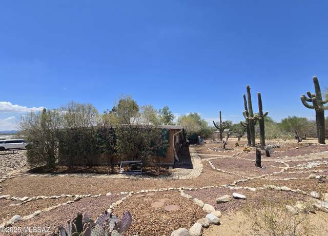 Property at 441 E Windy Peak Cir, Tucson, AZ 85704, 3 beds, 2 baths