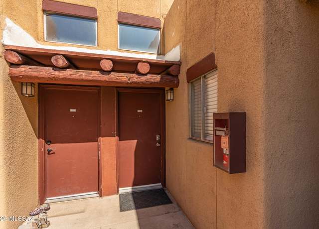 Property at 1810 E Blacklidge Dr Apt 827, Tucson, AZ 85719, 2 beds, 1 bath