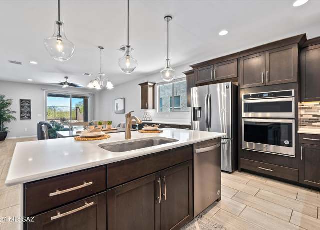 Property at 5508 S Saguaro Wash Trl, Tucson, AZ 85747, 3 beds, 2 baths