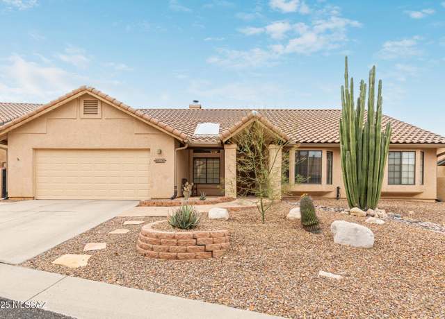 Property at 1560 E Sonoran Desert Dr, Oro Valley, AZ 85737, 3 beds, 2 baths