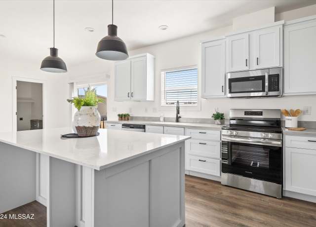 Property at 12486 W Picture Rocks Rd, Tucson, AZ 85743, 4 beds, 2 baths