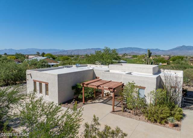 Property at 1090 N Laney Dr, Vail, AZ 85641, 3 beds, 2 baths