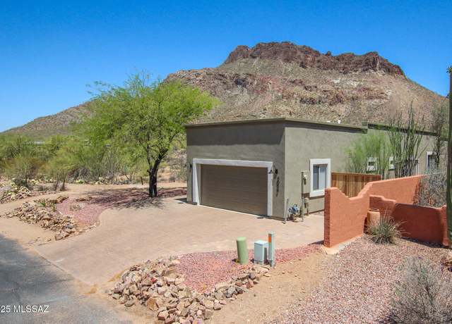 Property at 6056 W 10 Star Dr, Tucson, AZ 85713, 3 beds, 2 baths