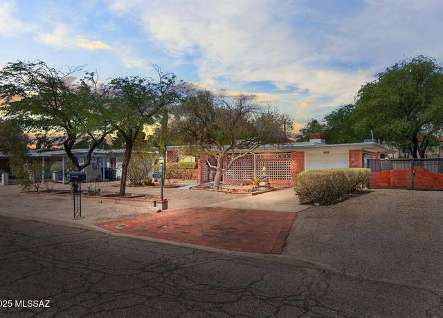 Property at 3737 N Tyndall Ave, Tucson, AZ 85719, 4 beds, 3 baths