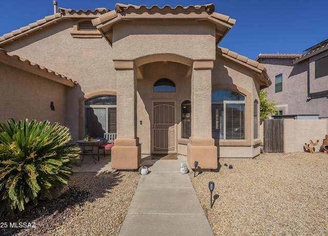 Property at 7509 N Clemens Way, Tucson, AZ 85743, 3 beds, 2 baths