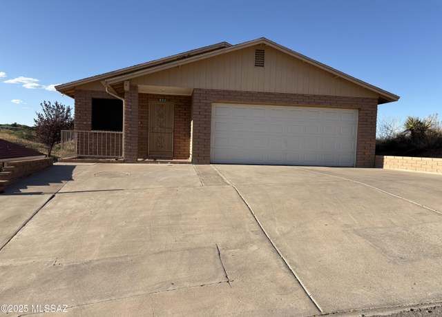 Property at 829 E Calle Esplendor, Nogales, AZ 85621, 3 beds, 2 baths