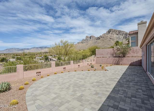 Property at 10078 N Bighorn Butte Dr, Tucson, AZ 85737, 2 beds, 2 baths