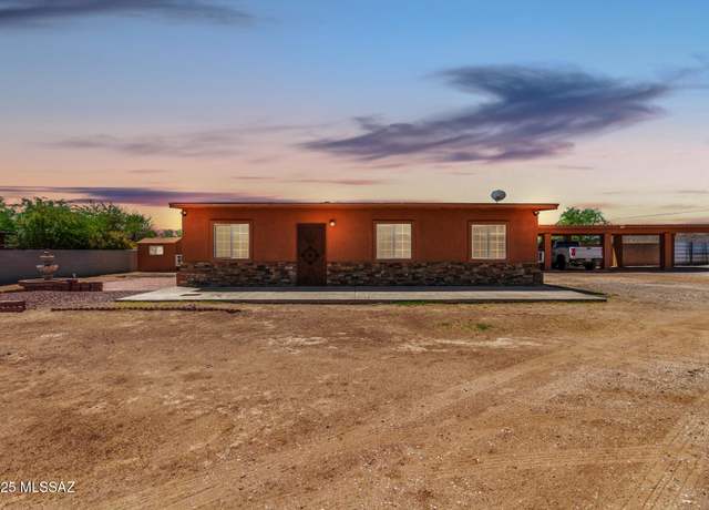 Property at 2920 S Cottonwood Ln Unit 1, Tucson, AZ 85713, 4 beds, 2 baths