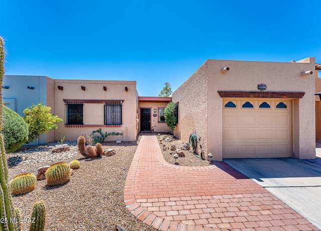 Property at 1189 W Camino Sagasta, Green Valley, AZ 85622, 2 beds, 2 baths