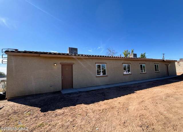 Property at 5405 S Masterson Ave, Tucson, AZ 85706, 6 beds, 4 baths