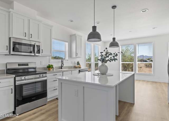 Property at 12490 W Picture Rocks Rd, Tucson, AZ 85743, 3 beds, 2 baths