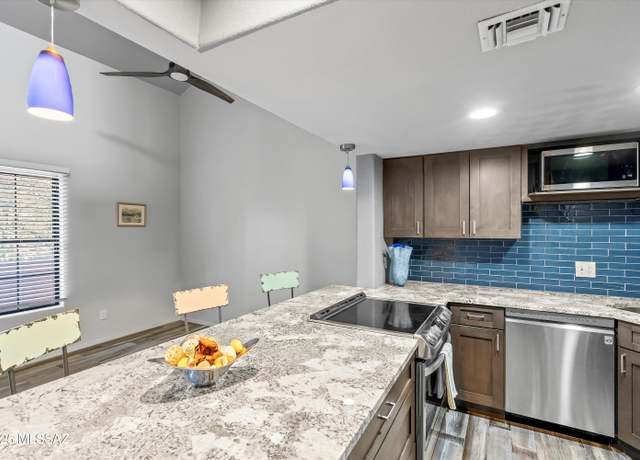 Property at 5304 N Paseo De La Terraza, Tucson, AZ 85750, 2 beds, 2 baths