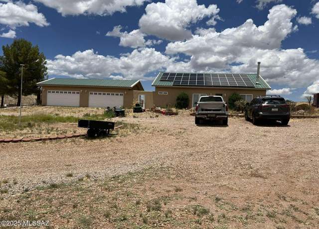 Property at 1 Star View Dr, Elgin, AZ 85611, 3 beds, 2 baths