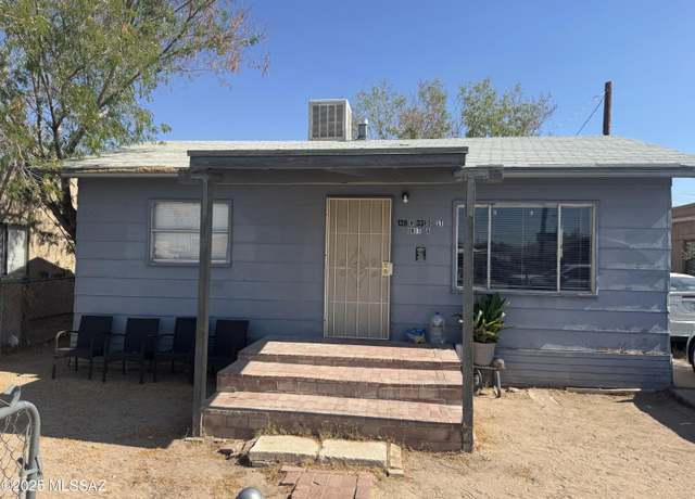 Property at 128 W 33rd St, Tucson, AZ 85713, 4 beds, 2 baths