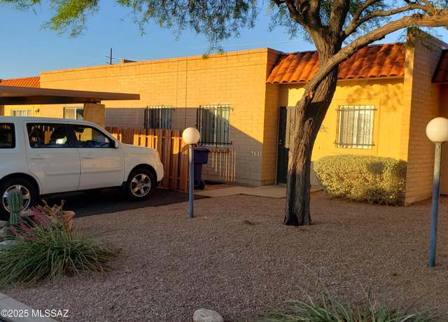 Property at 982 S Pantano Rd, Tucson, AZ 85710, 3 beds, 2 baths