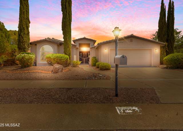 Property at 1202 N La Canoa, Green Valley, AZ 85614, 2 beds, 2.5 baths