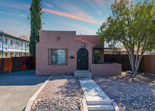 Property at 938 E 8th St, Tucson, AZ 85719, 3 beds, 3 baths