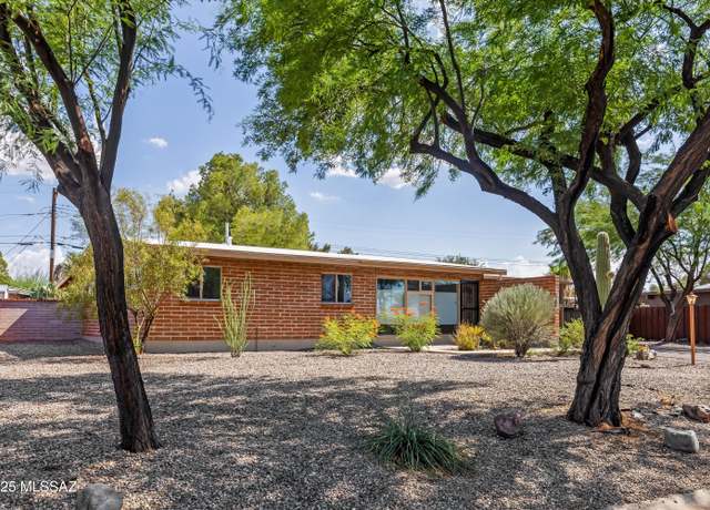 Property at 7438 E Calle La Vega, Tucson, AZ 85710, 3 beds, 2 baths