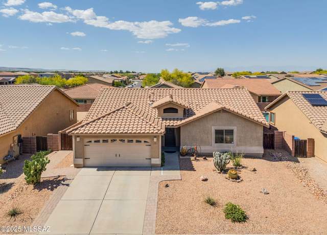 Property at 1011 E Providence Canyon Dr, Sahuarita, AZ 85629, 3 beds, 2 baths