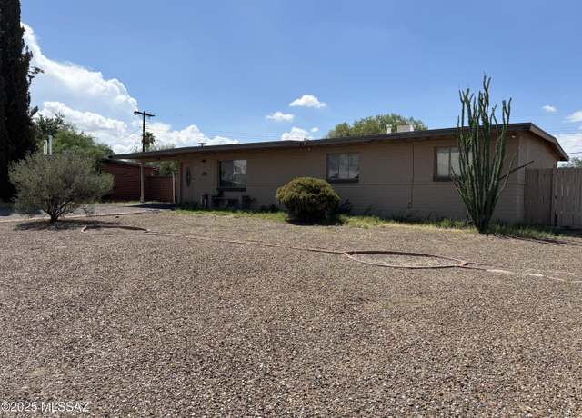 Property at 7042 E Calle Ileo, Tucson, AZ 85710, 3 beds, 2 baths