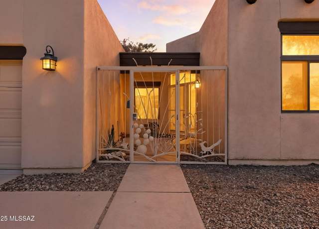 Property at 1490 W Crystal Downs Ct, Oro Valley, AZ 85737, 4 beds, 2 baths