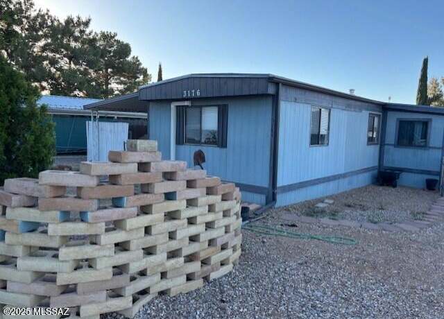 Property at 3176 W Robin Rd, Benson, AZ 85602, 1 bed, 1 bath