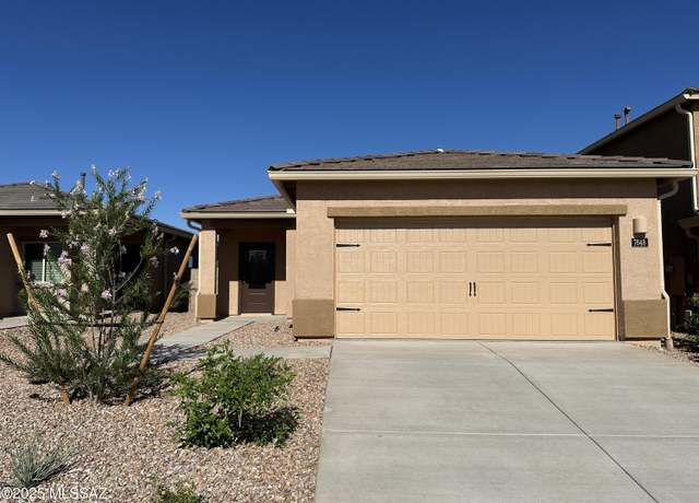 Property at 7648 S Wild Prairie Dr, Tucson, AZ 85757, 3 beds, 2 baths