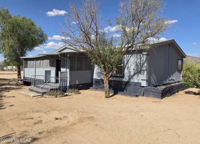 Property at 11300 W Ina Rd, Tucson, AZ 85743, 3 beds, 2 baths